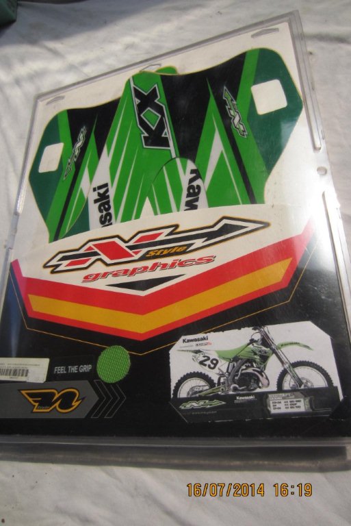 Rad stickers en zadeldek KX 250 94/98
